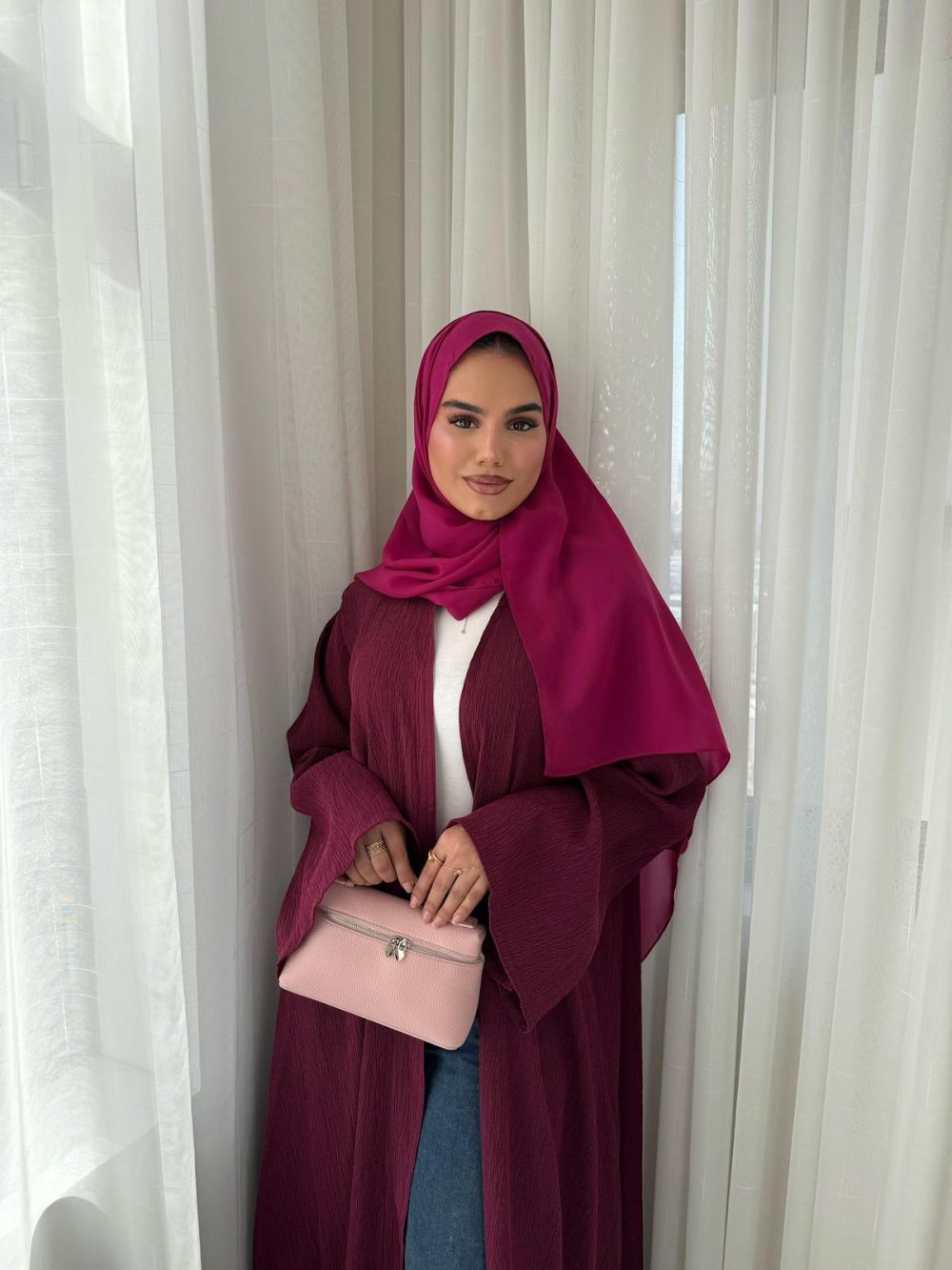 ⁦fuchsia abaya⁩ - الصورة ⁦4⁩
