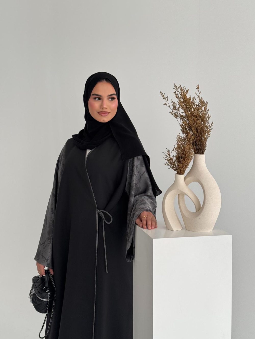 ⁦GrayXblack⁩ - الصورة ⁦2⁩