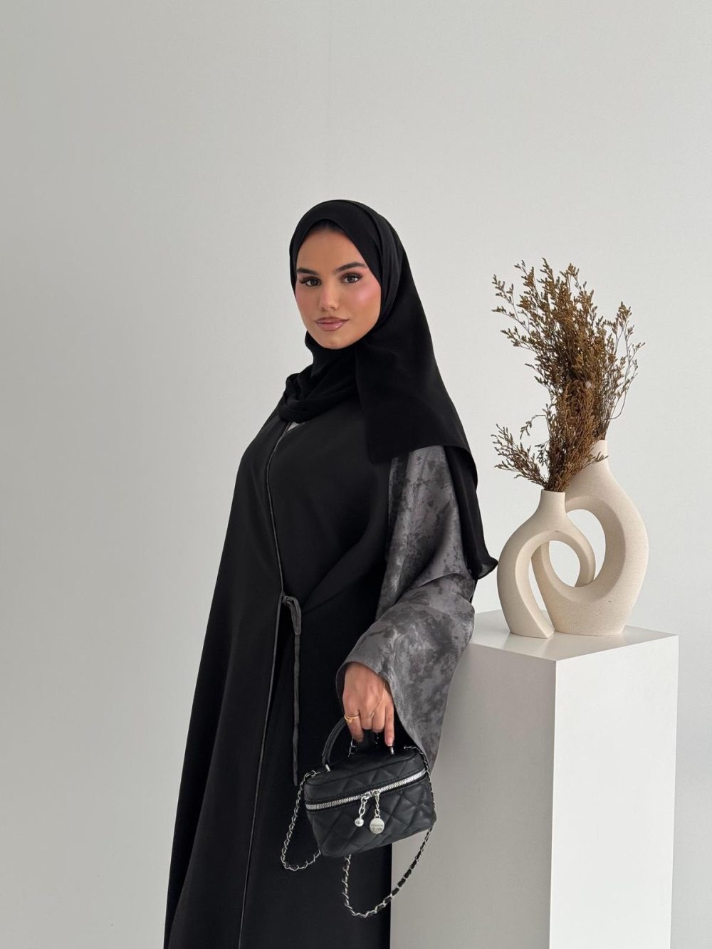 ⁦GrayXblack⁩ - الصورة ⁦3⁩