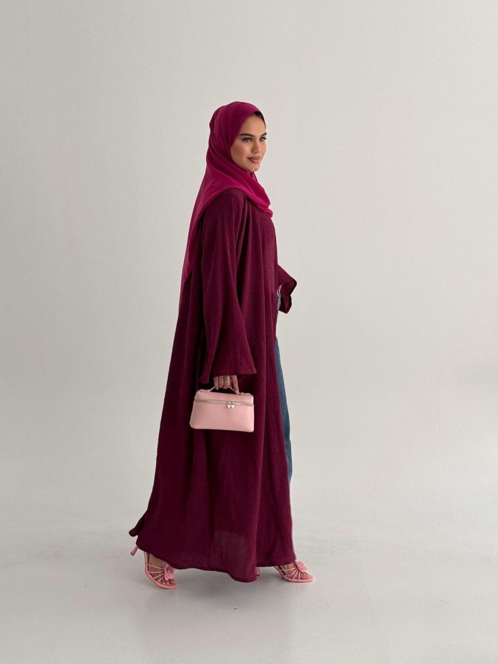 ⁦fuchsia abaya⁩ - الصورة ⁦5⁩